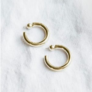 Jenni Kayne Small Everyday Hoop Earrings Yellow Gold